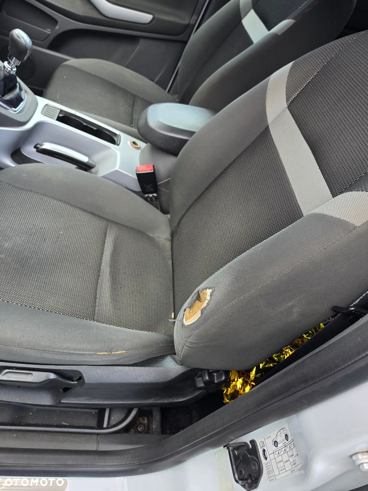 Ford Kuga 2.0 TDCi 2x4 Champions Edition - 11