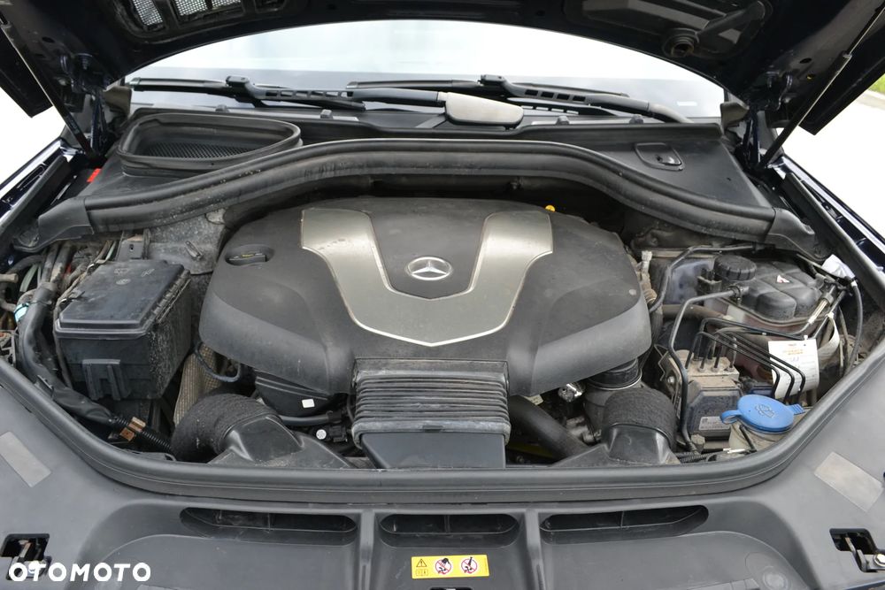 Mercedes-Benz GLE - 28