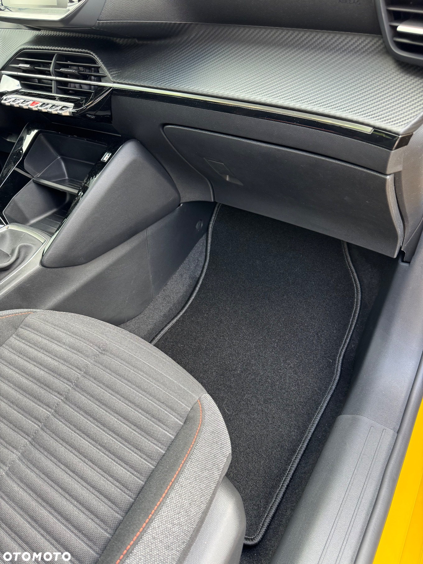 Peugeot 208 1.2 PureTech Style S&S - 14