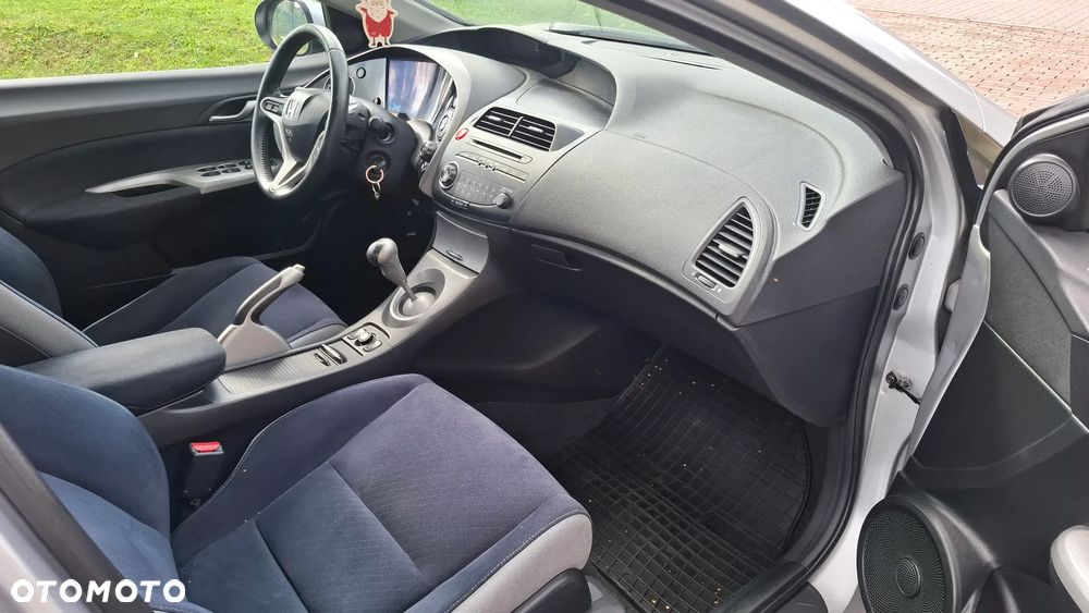 Honda Civic 1.8 Sport - 9