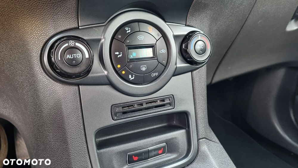 Ford Fiesta - 10