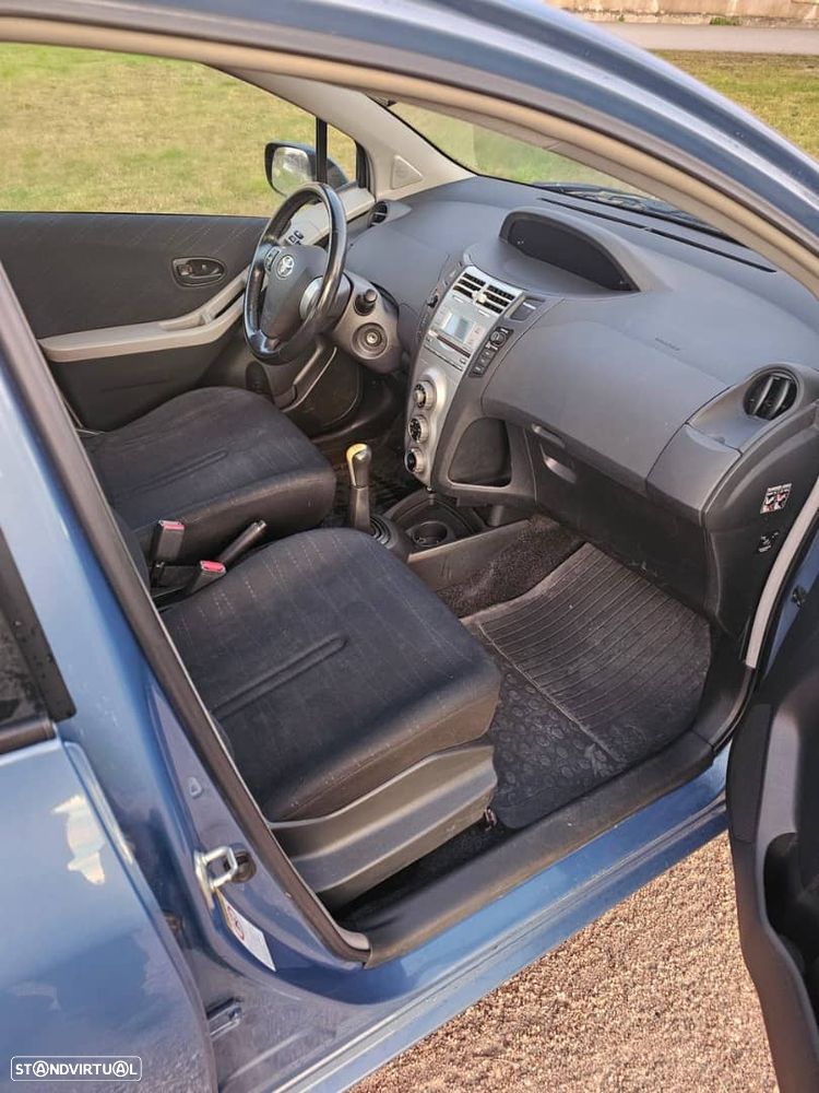 Toyota Yaris 1.4 D-4D Sol - 5