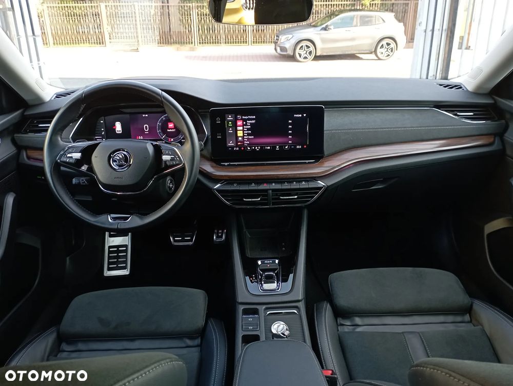 Skoda Octavia 2.0 TDI 4x4 Scout DSG - 8
