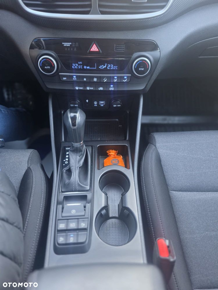 Hyundai Tucson 1.6 CRDi 48V-Hybrid 2WD DCT Select - 13