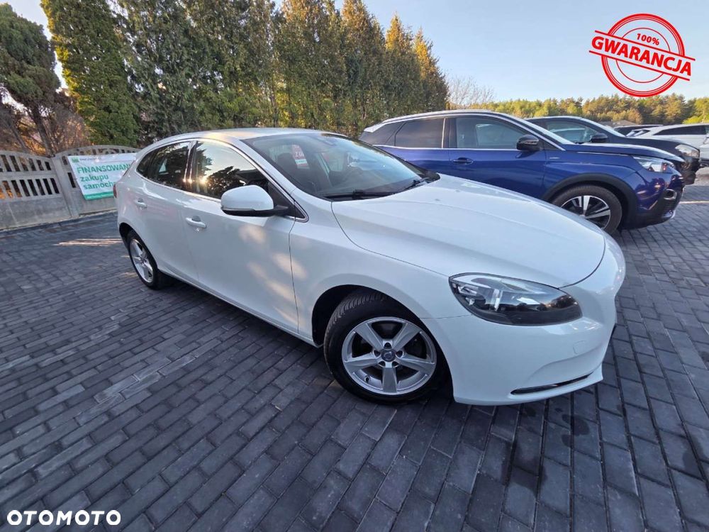 Volvo V40 D2 Drive-E Ocean Race - 13