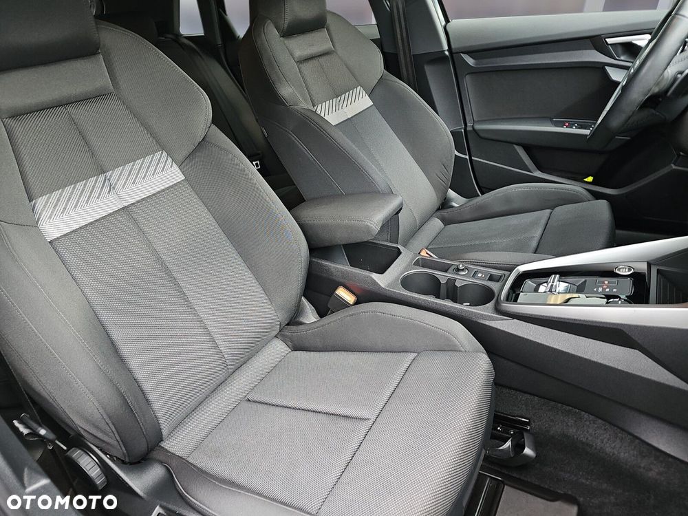 Audi A3 Sportback 35 TFSI mHEV Advanced S tronic - 32