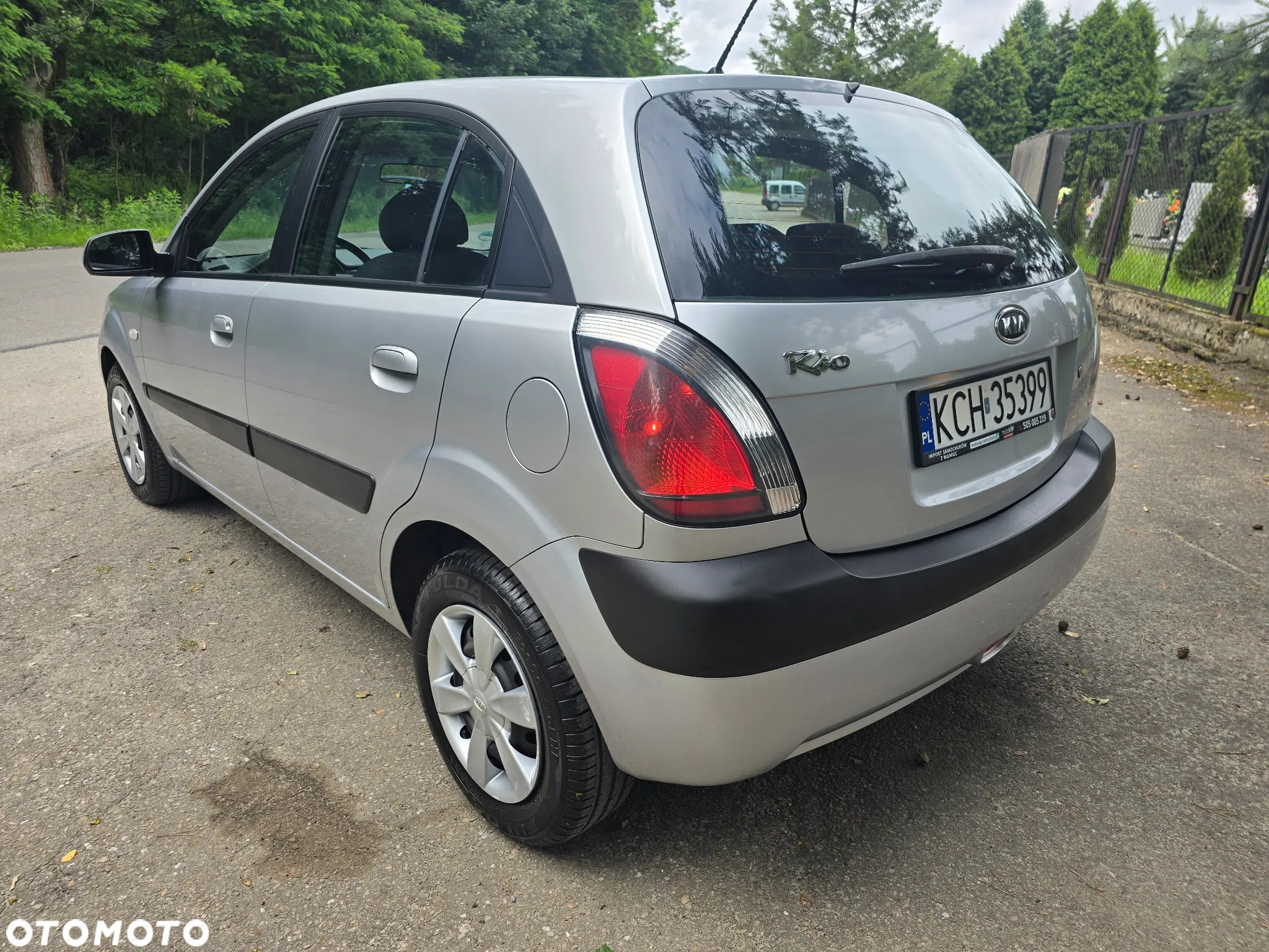 Kia Rio 1.4 Comfort - 4