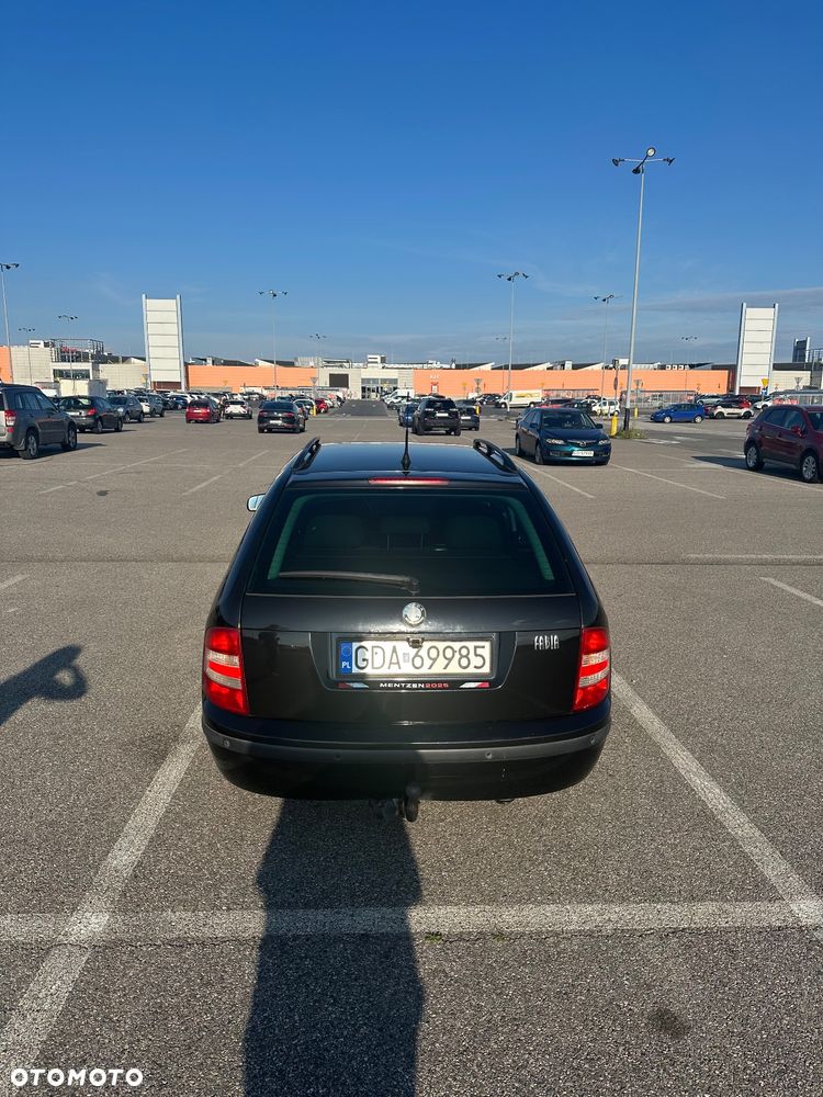 Skoda Fabia 1.4 16V Tour de France - 3