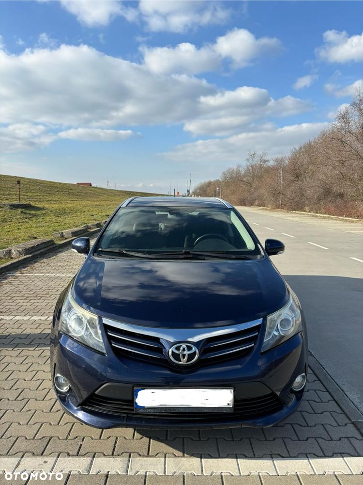 Toyota Avensis 2.0 D-4D Active - 18