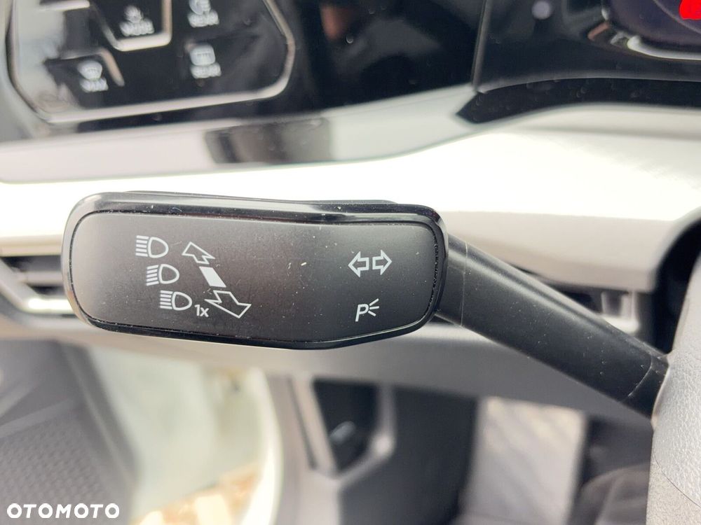 Volkswagen Golf - 17