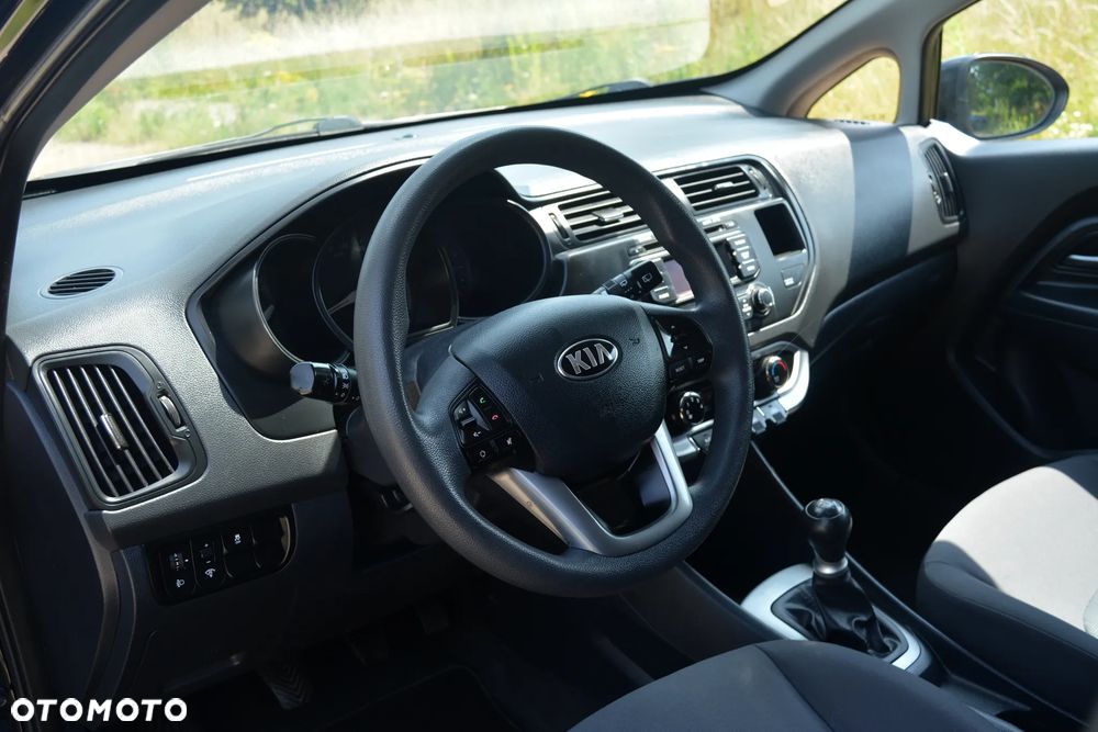 Kia Rio 1.2 Edition 7 - 16