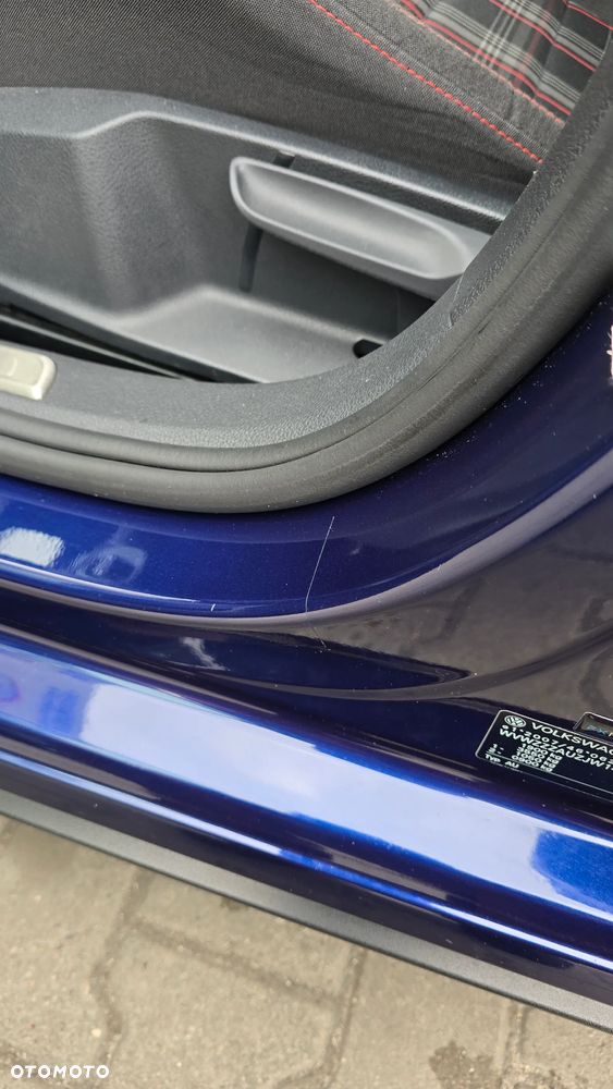 Volkswagen Golf - 12