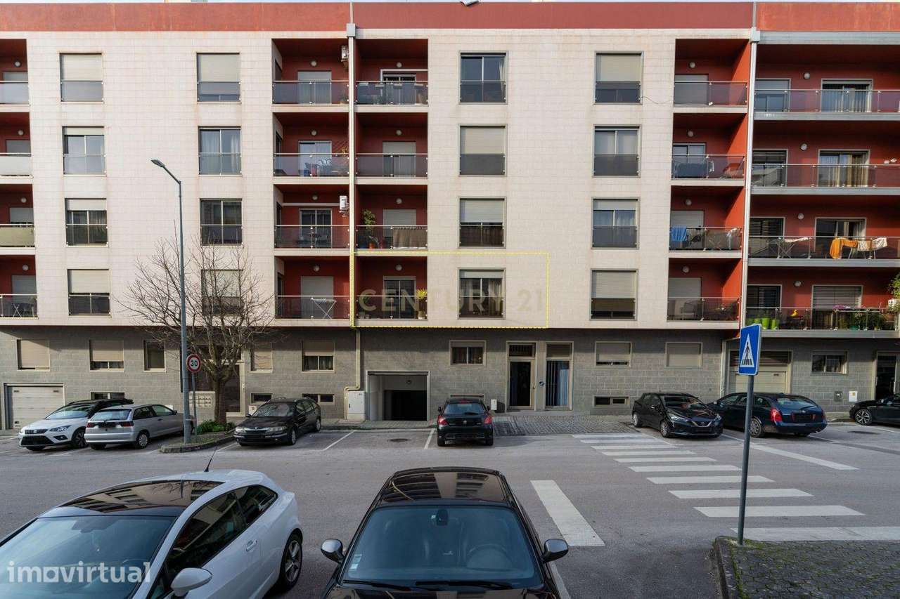 Moderno Apartamento T2 na Lousã com Elevador e Lareira - Grande imagem: 4/36