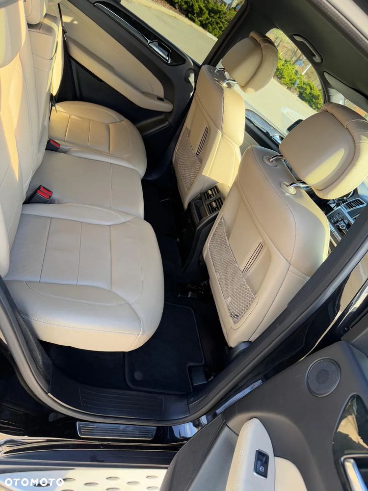 Mercedes-Benz ML - 19