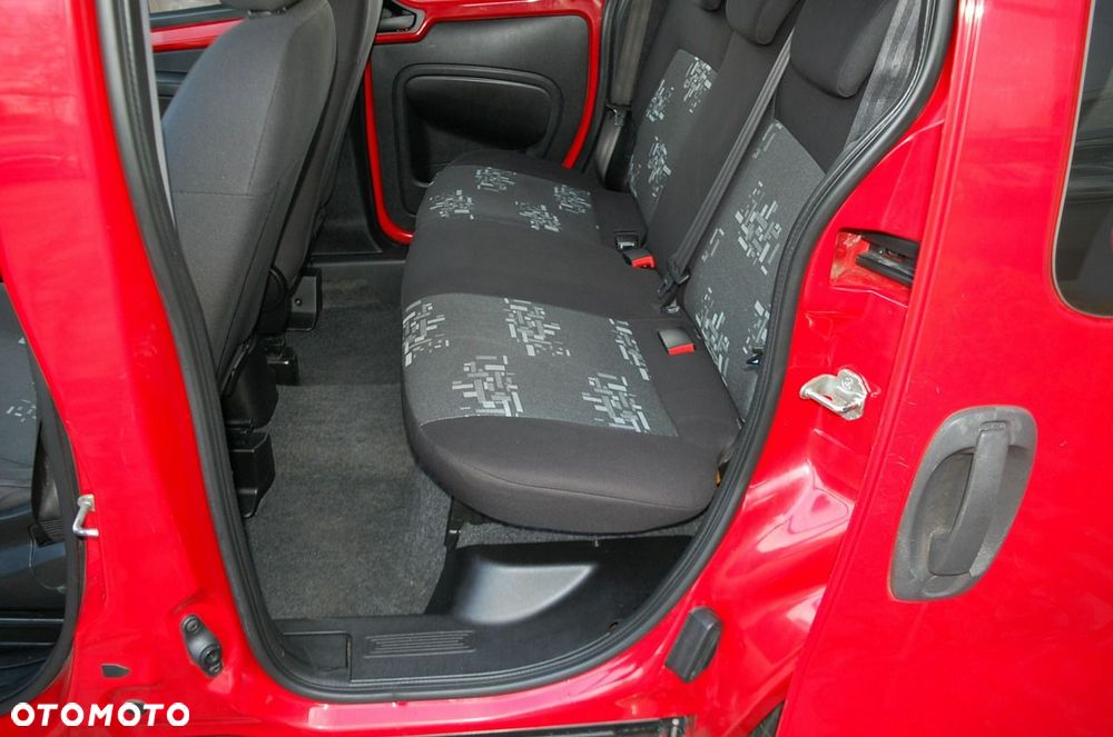Fiat Qubo - 28