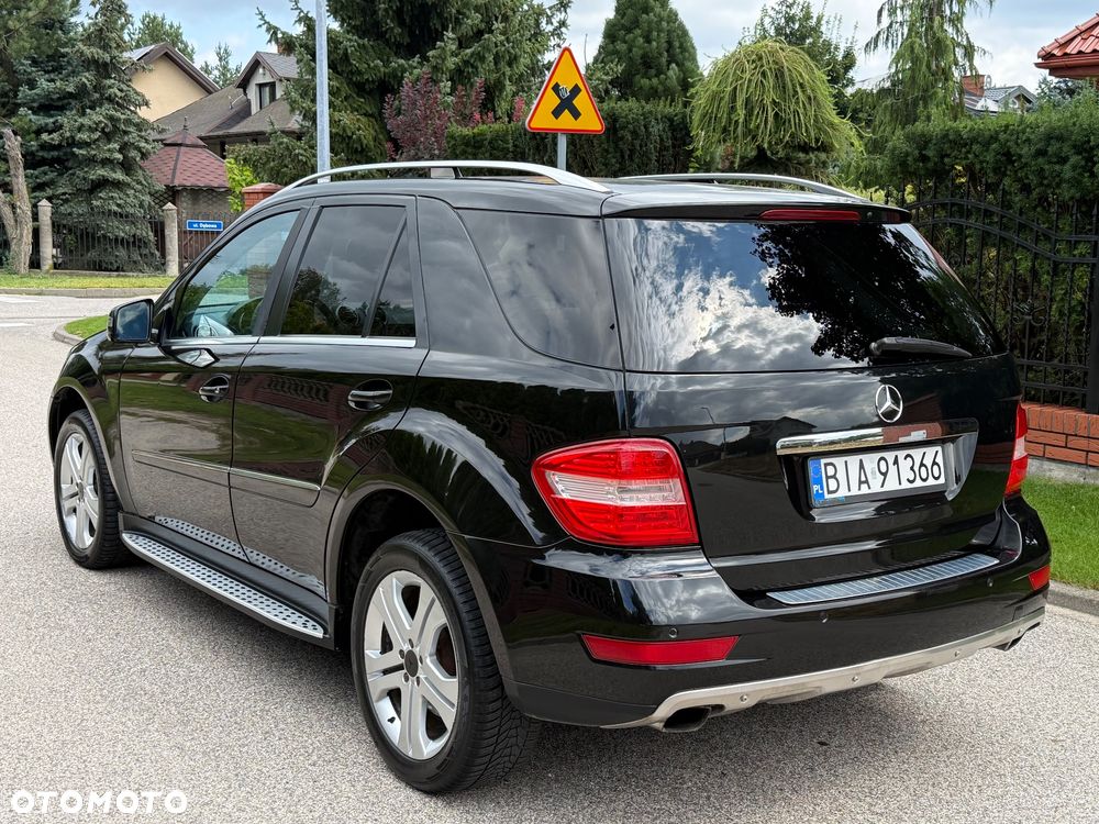 Mercedes-Benz ML - 10