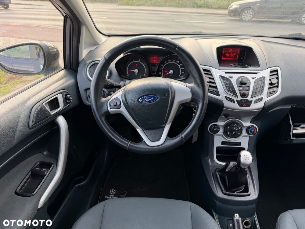 Ford Fiesta - 20