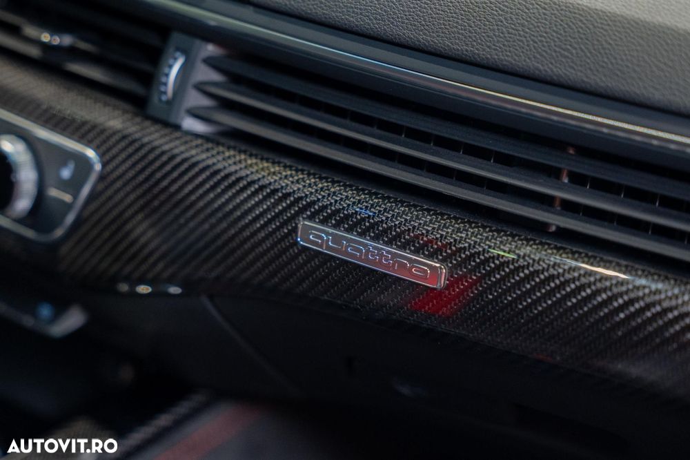 Audi RS4 Avant quattro Tiptronic - 30