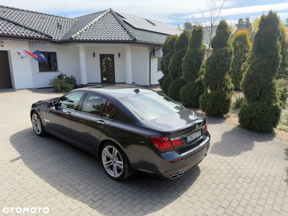 BMW Seria 7 750d xDrive - 17