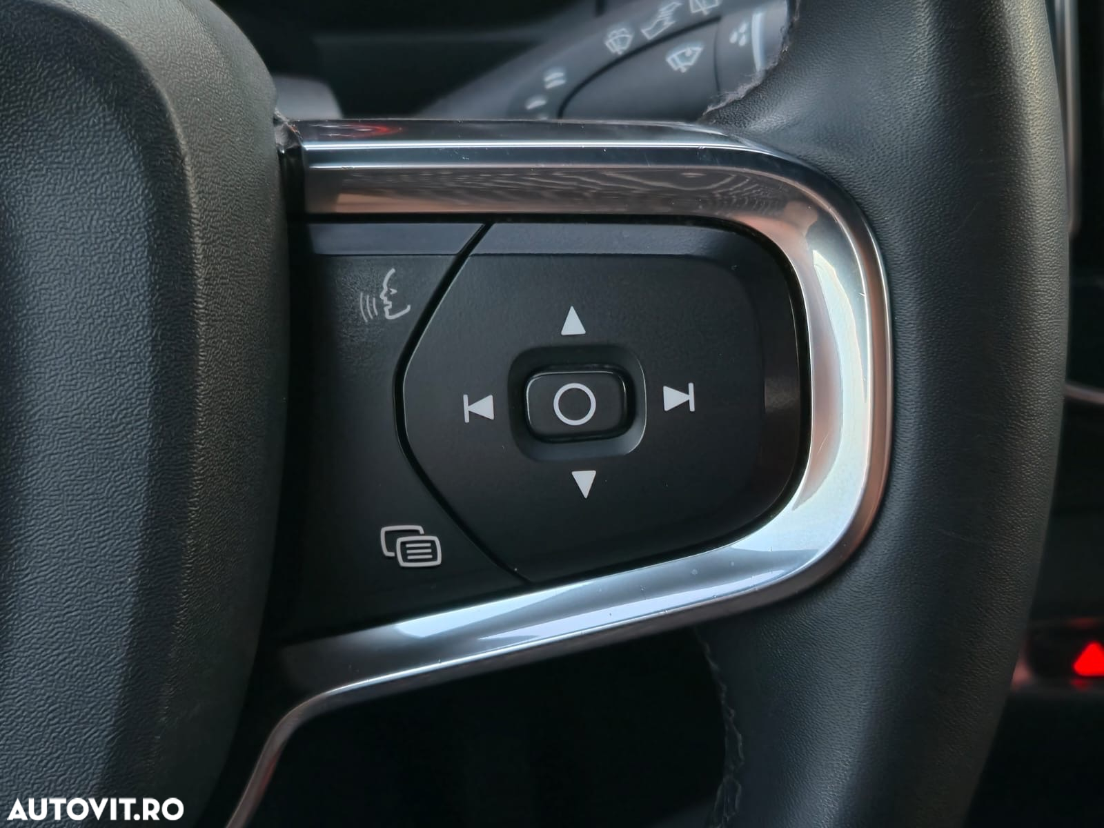 Volvo XC 40 D4 AWD Geartronic Inscription - 28