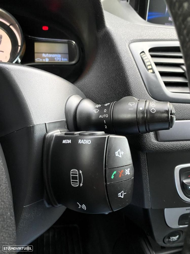 Renault Mégane Sport Tourer 1.5 dCi Dynamique S SS - 13