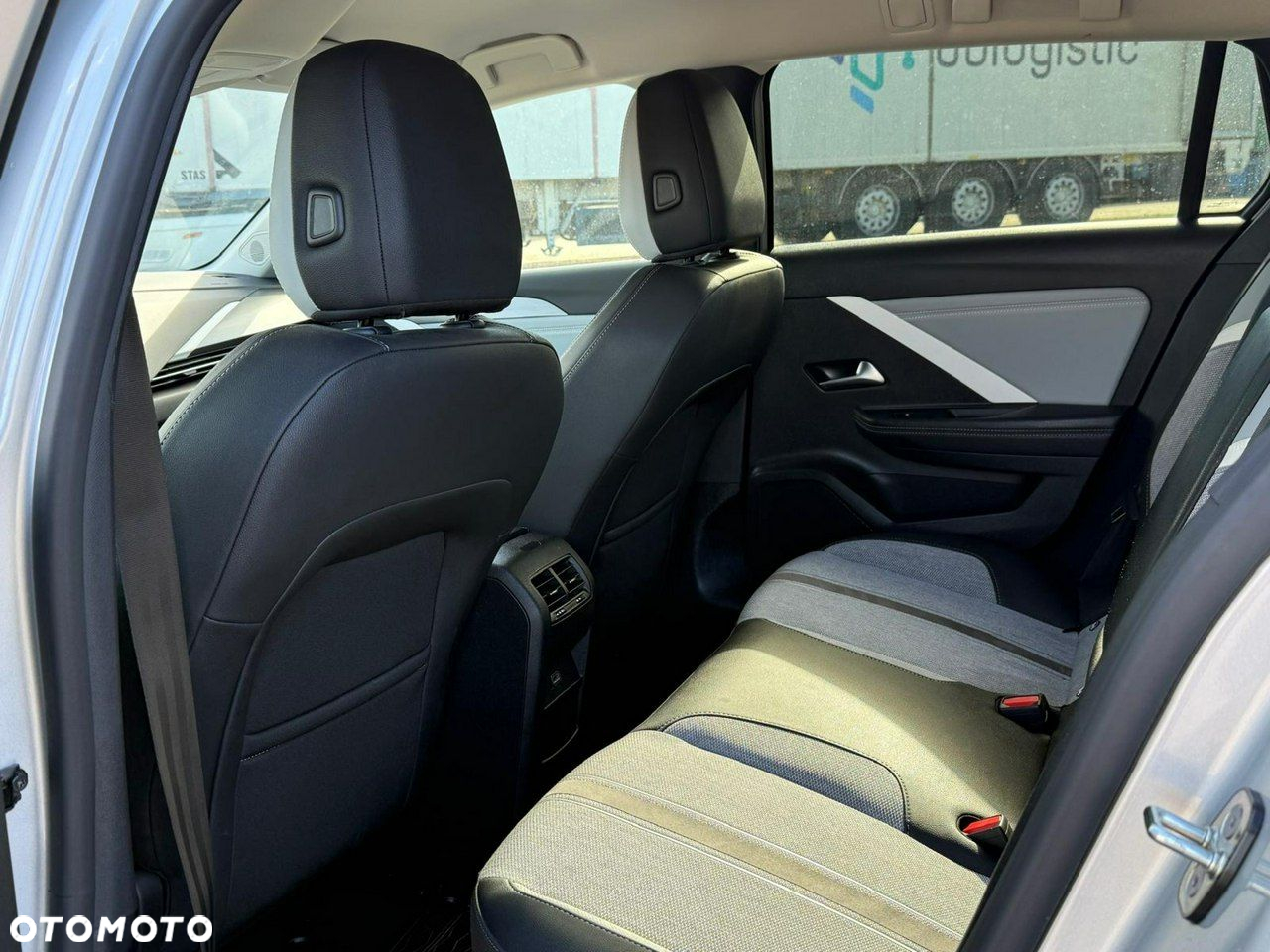 Opel Astra - 12