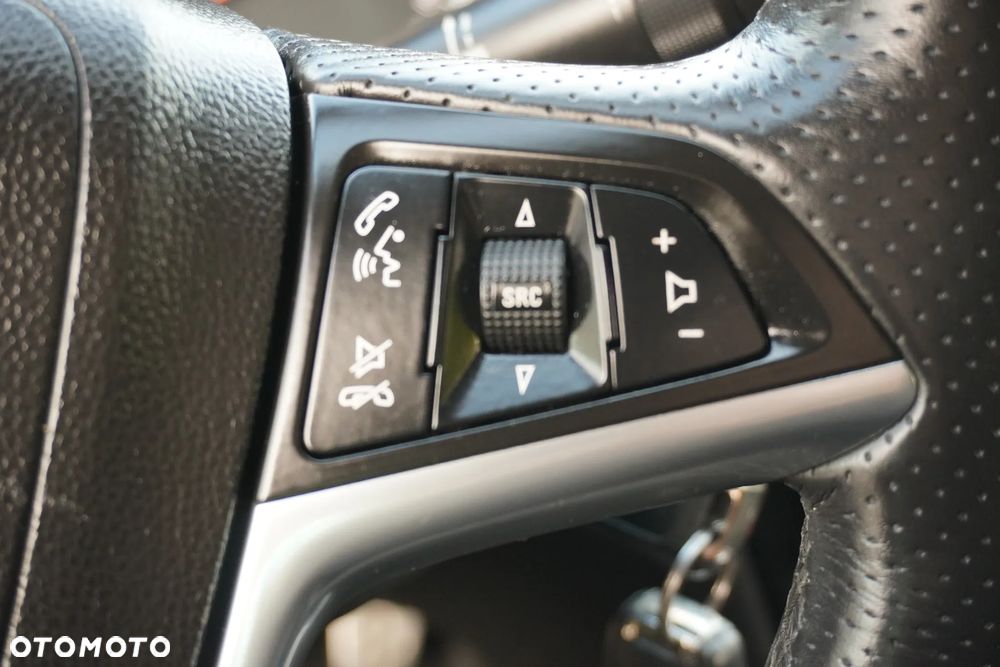 Opel Insignia 1.6 Turbo Cosmo - 31