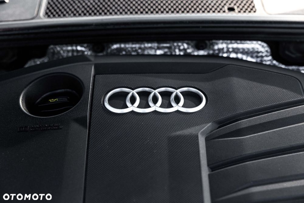 Audi A6 Avant 40 TDI quattro S tronic S line - 15