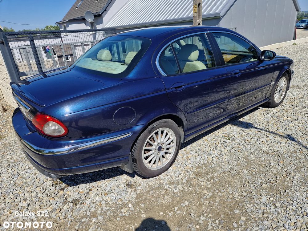 Jaguar X-Type 2.0 - 6