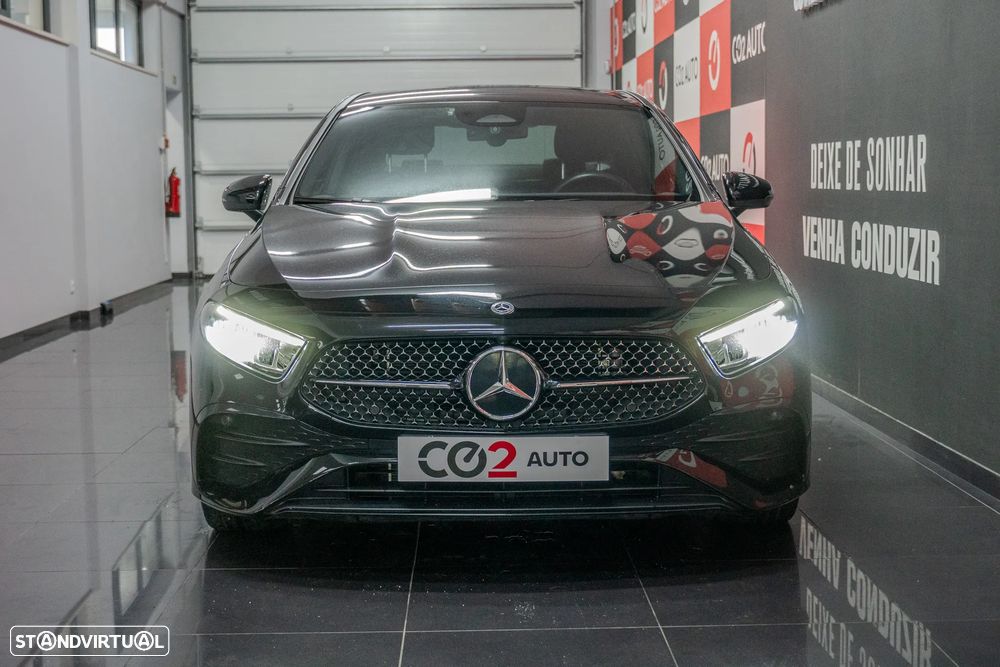 Mercedes-Benz A 250 Limousine e AMG Line - 2