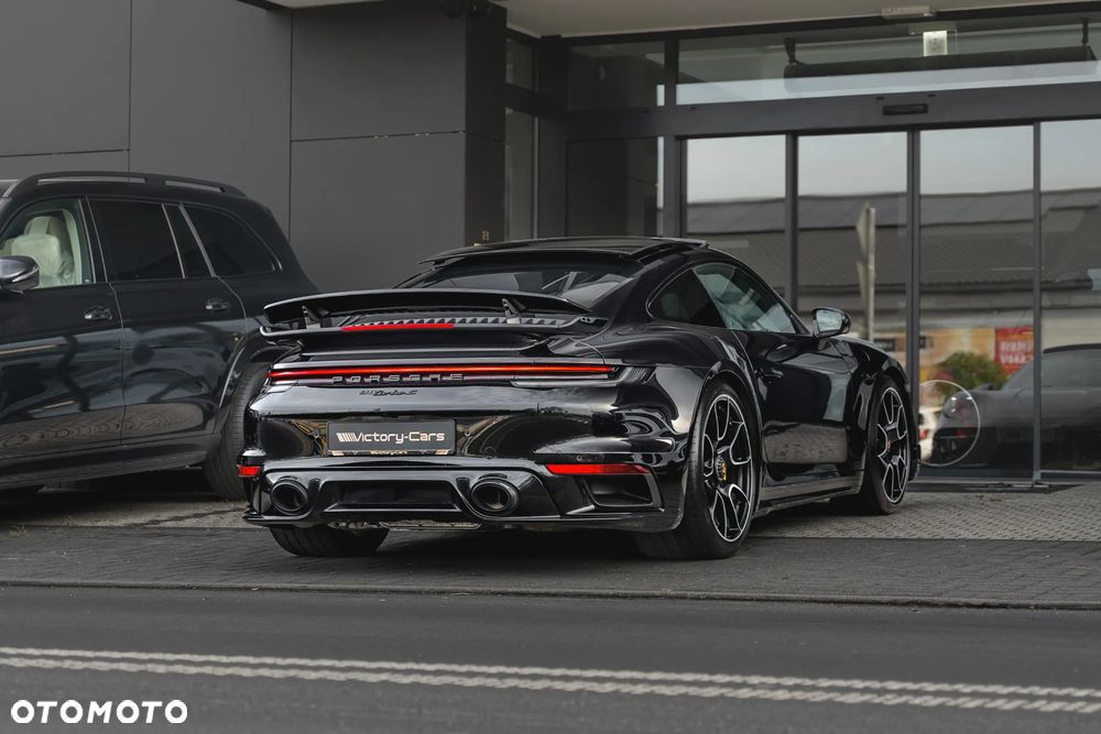 Porsche 911 Turbo S - 21