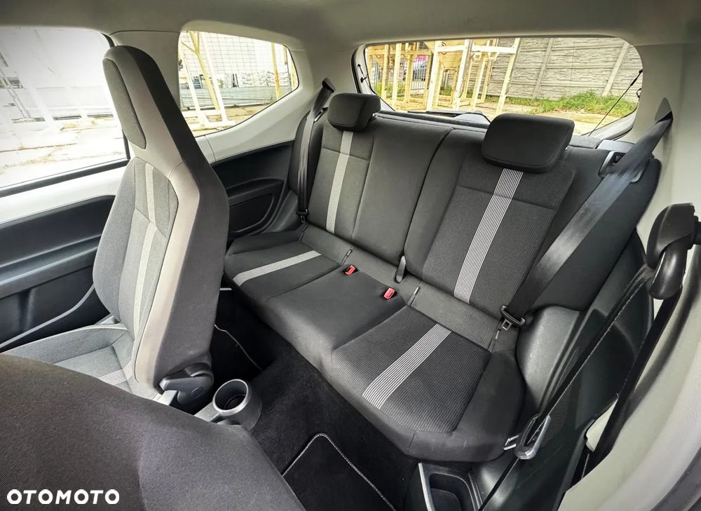 Volkswagen up! - 10