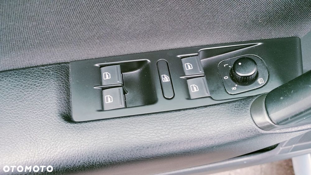 Volkswagen Passat 1.6 TDI BlueMotion - 14