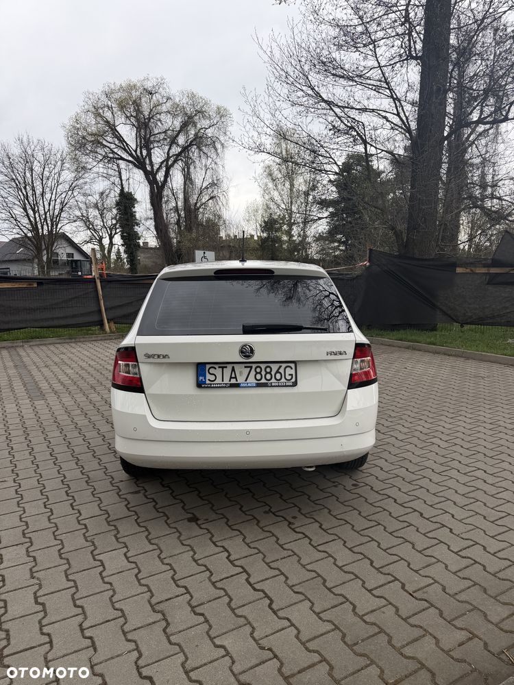 Skoda Fabia - 4
