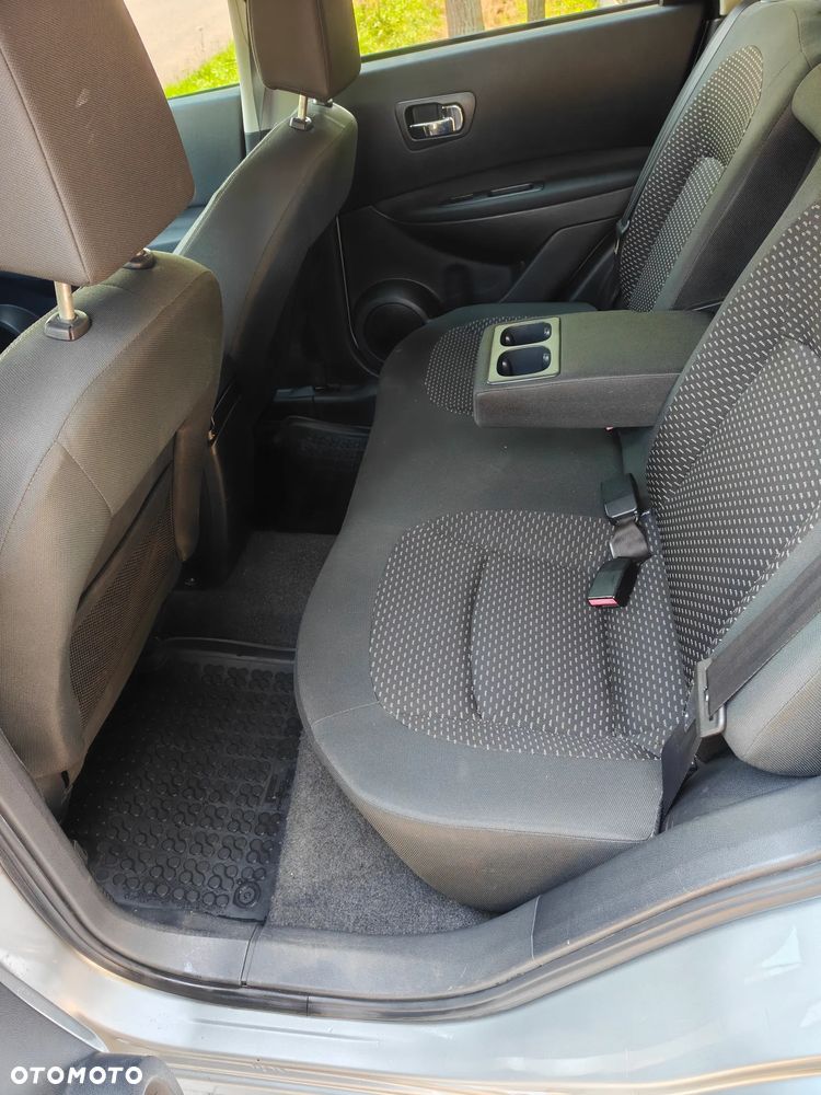 Nissan Qashqai 2.0 lounge - 10