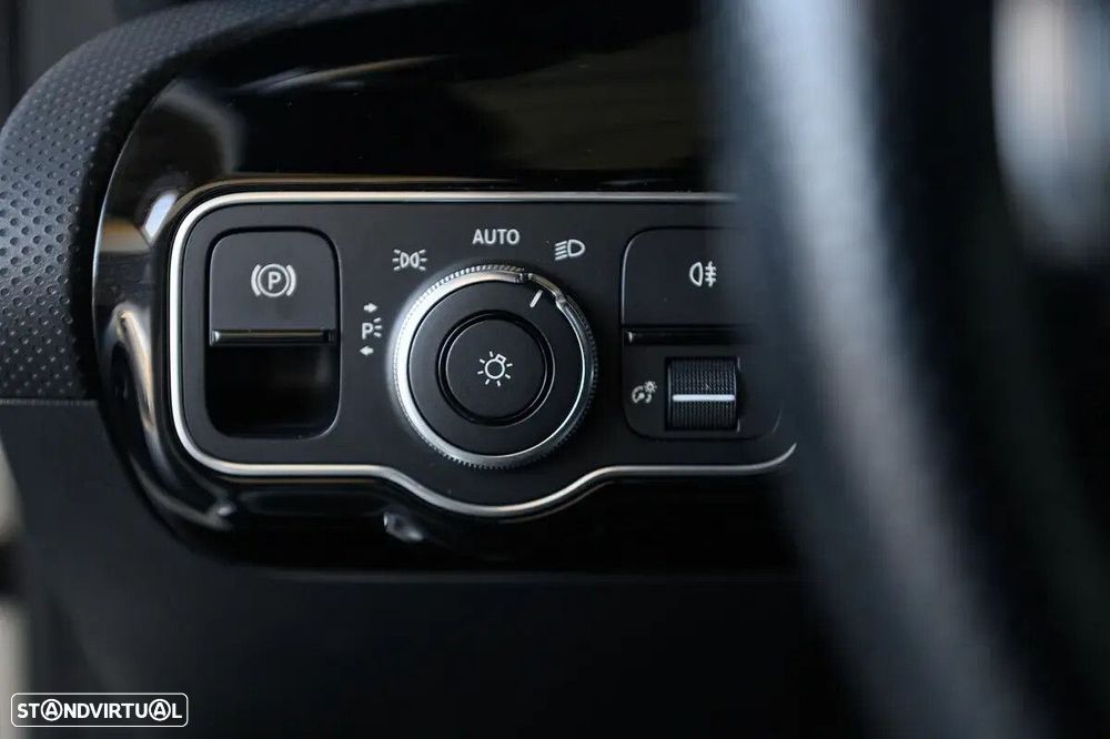 Mercedes-Benz A 180 d AMG Line Aut. - 38