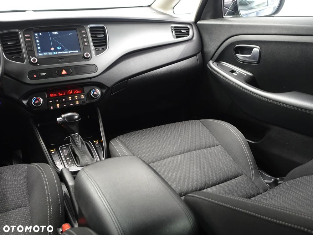 Kia Carens 1.7 CRDi 141 ISG Vision - 35