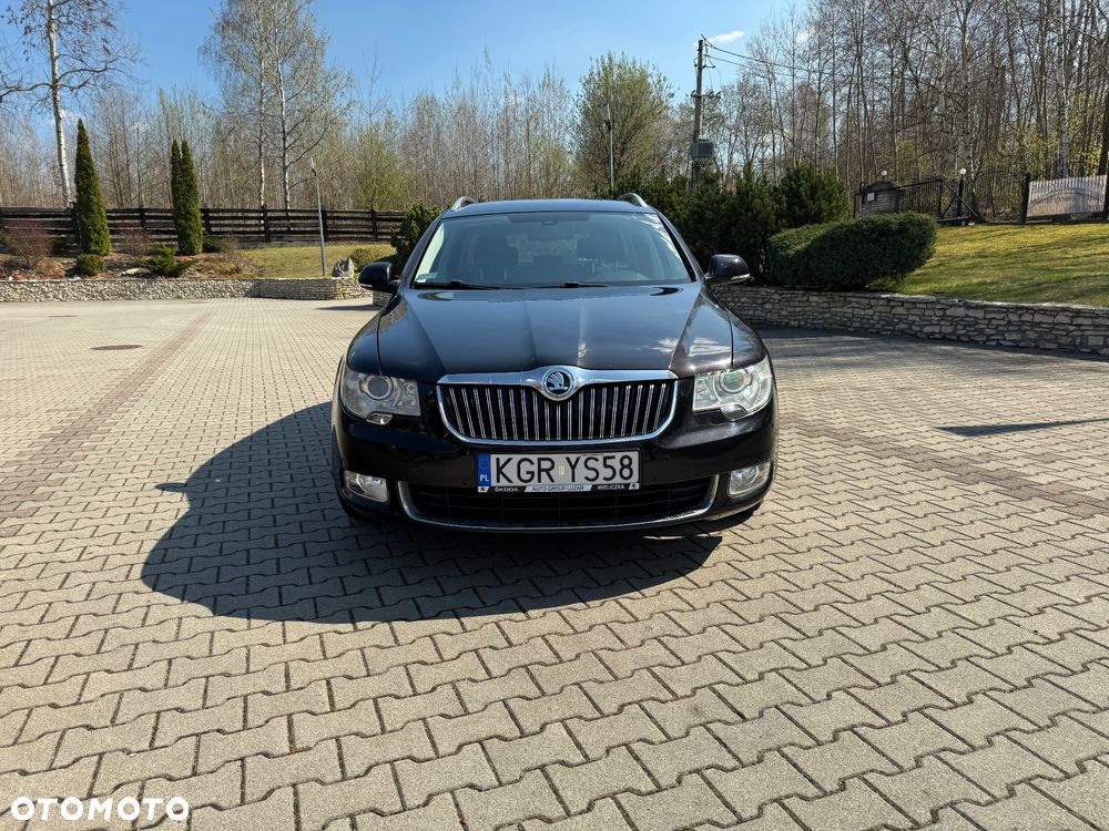 Skoda Superb 2.0 TDI Comfort DSG - 2