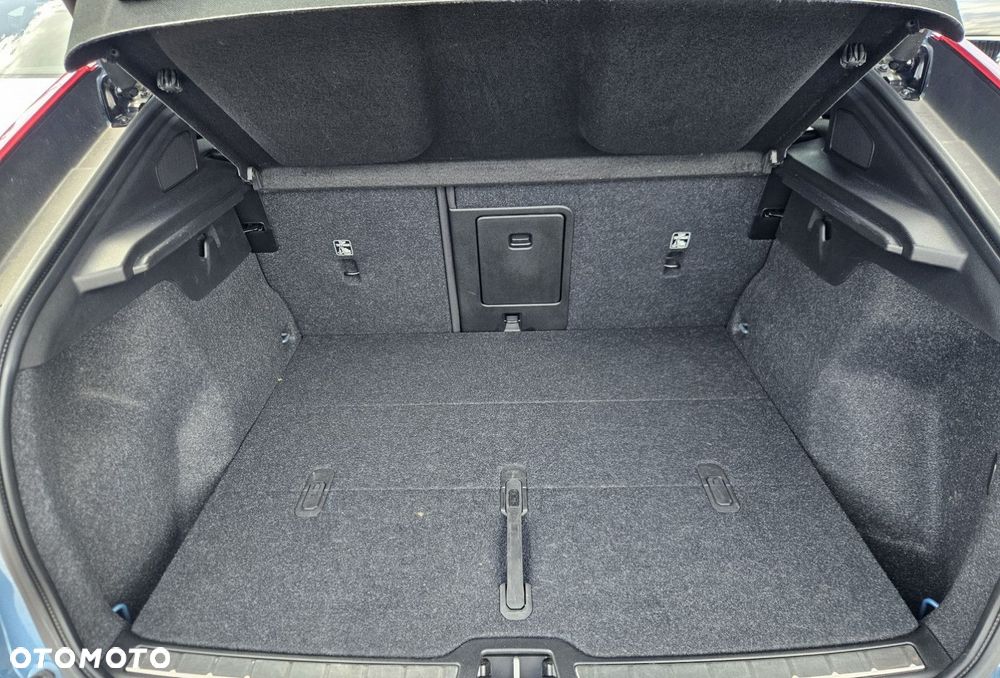 Volvo C40 - 15