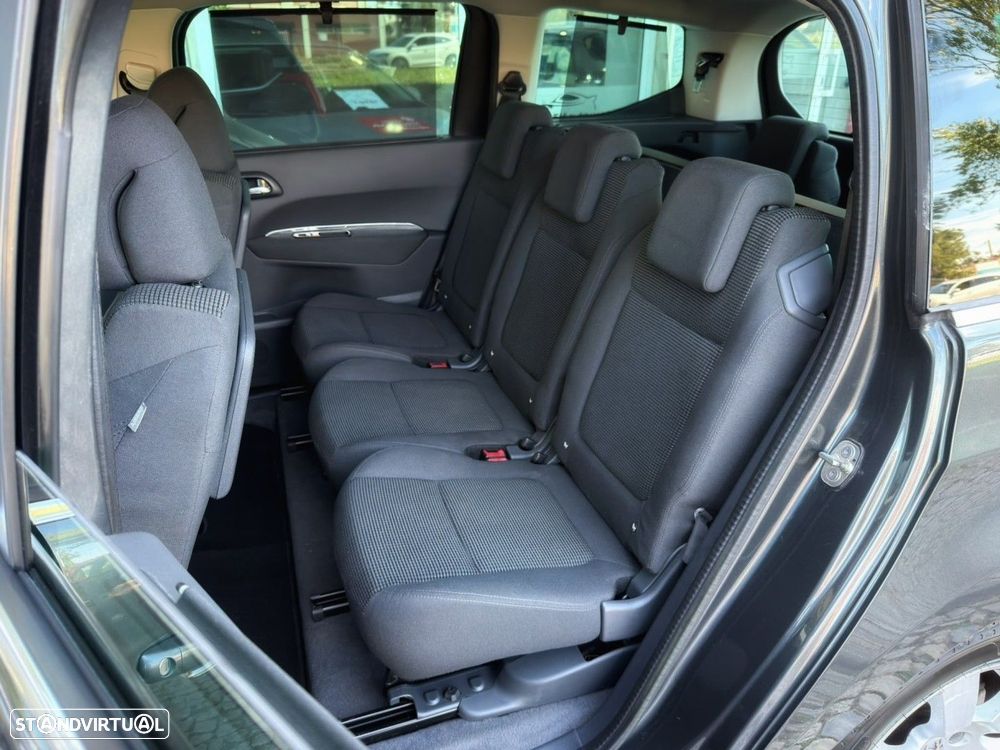 Peugeot 5008 1.6 HDi 7L Active - 7