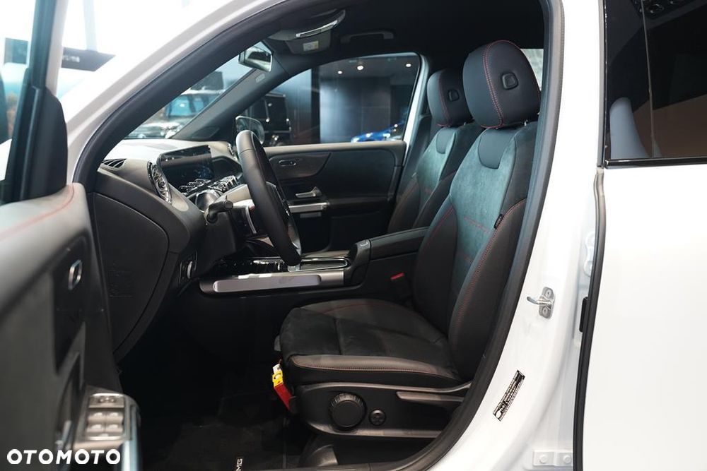 Mercedes-Benz GLB 200 mHEV AMG Line 7G-DCT - 10