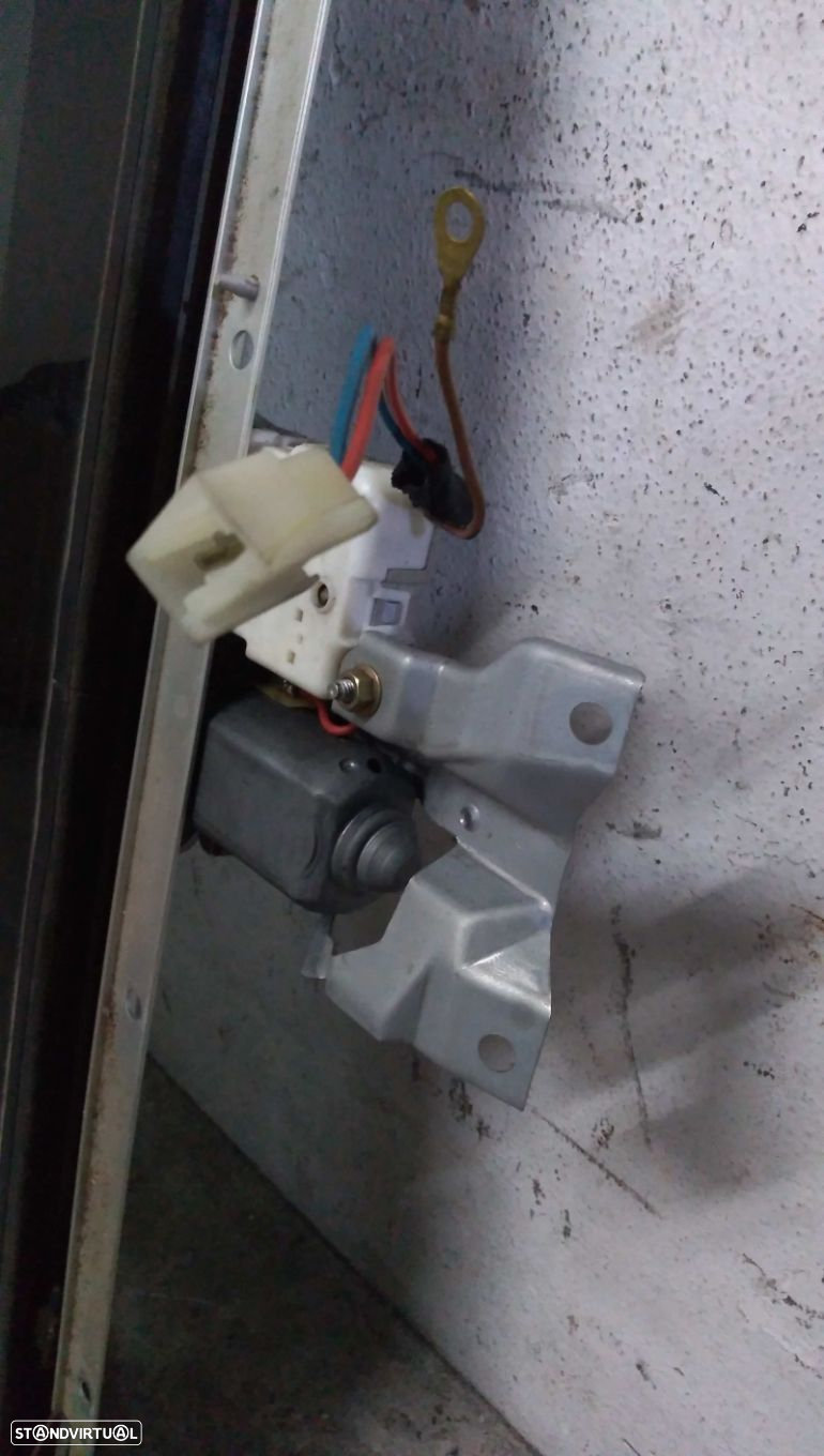 Tecto De Abrir Electrico Nissan Primera (P11) - 4