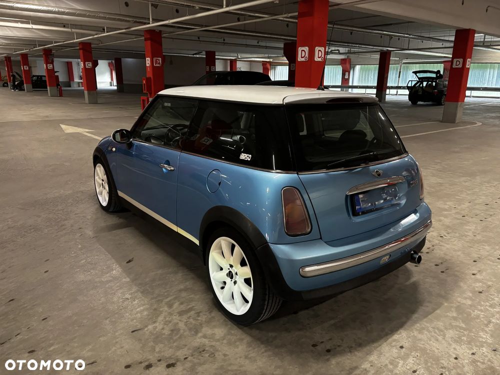 MINI Cooper Standard - 6
