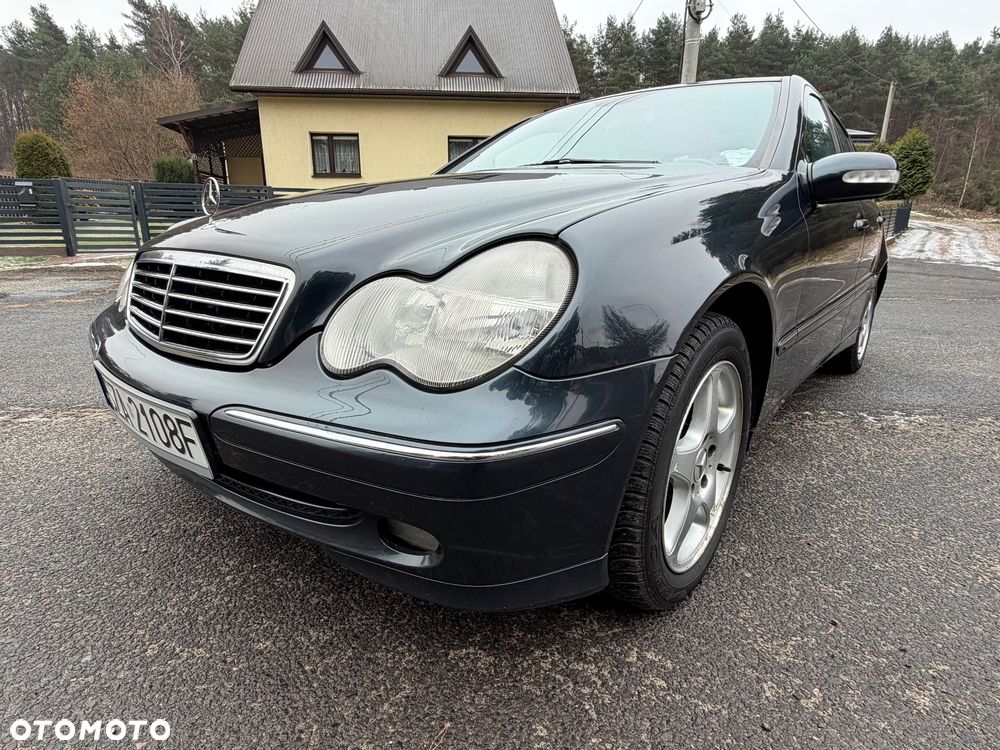 Mercedes-Benz Klasa C 220 T CDI Avantgarde - 18