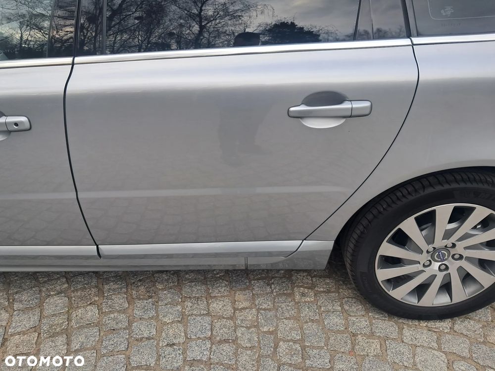 Volvo V70 D4 Edition - 9