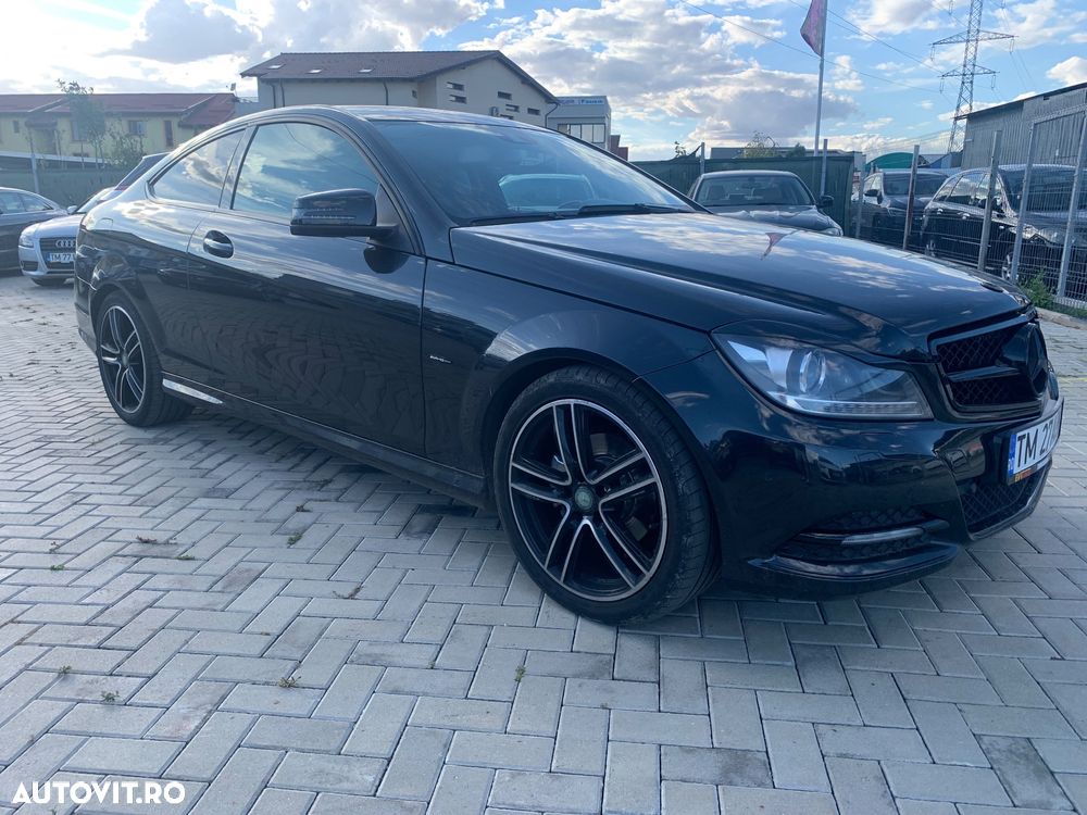 Mercedes-Benz C 220 d Coupe AMG Line - 20