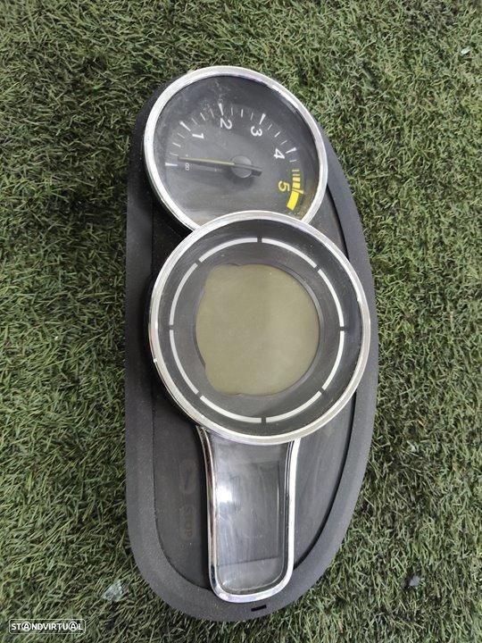 QUADRANTE RENAULT MEGANE III BERLINA 5P - 1