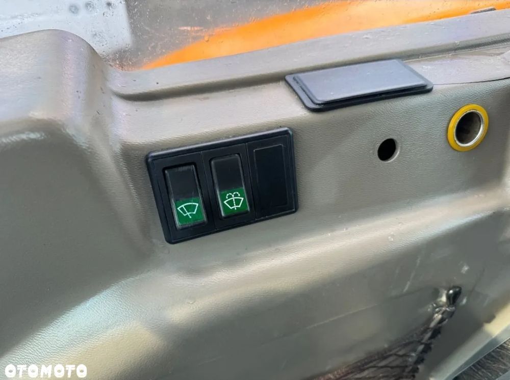 Renault Ergos 100 4x4 Manual Tur Łyżka 2003 r. Klima WOM - 37