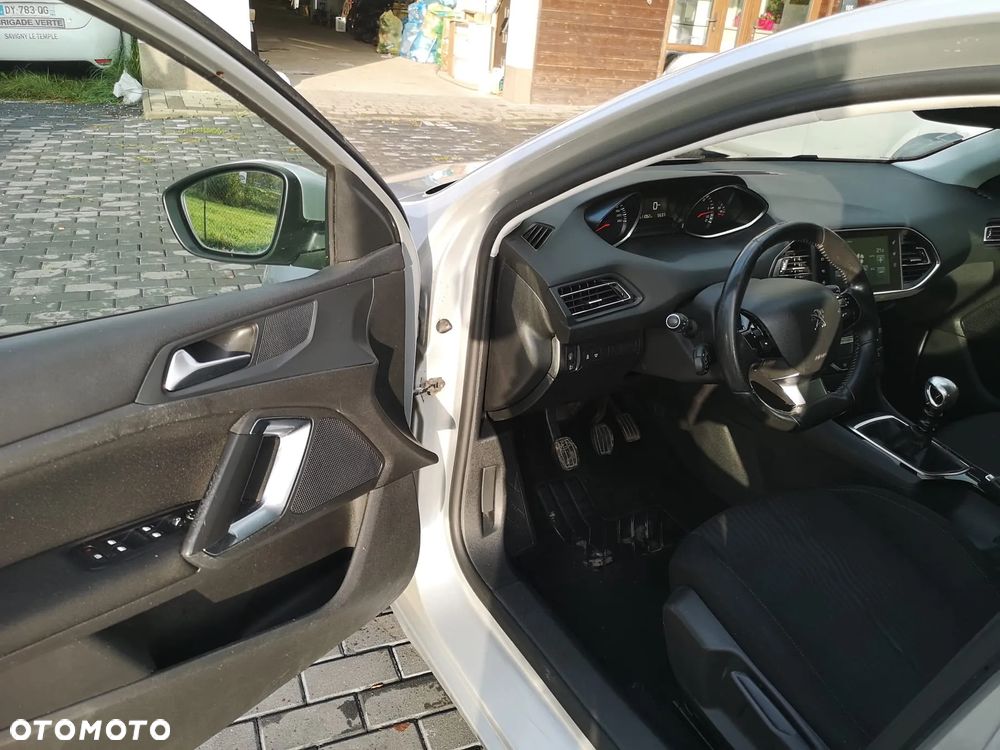 Peugeot 308 e-HDi FAP 115 Stop&Start Style - 25