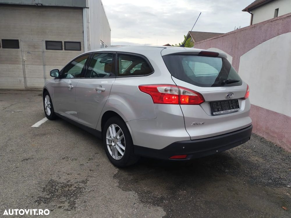 Ford Focus 1.6 TDCi DPF Start-Stopp-System Champions Edition - 9
